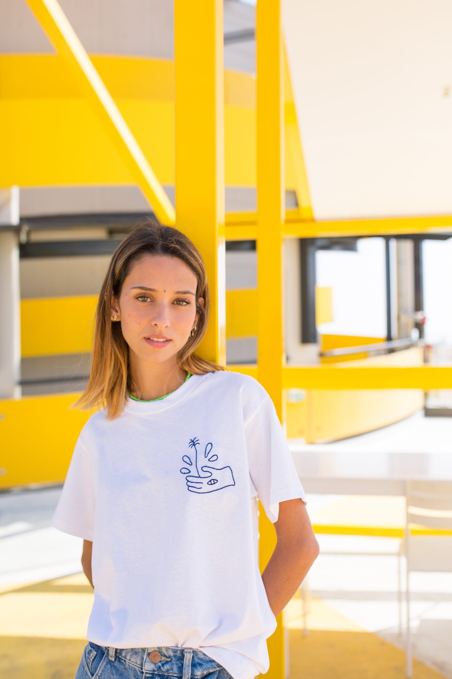 T-shirt l'oeil et la main Le Point Carré x Brobi